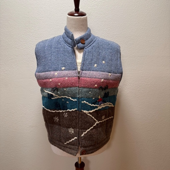 L.L. Bean Vintage 100% Wool Nordic Snow Zip Front Sweater Ski Vest Women L - Picture 15 of 15